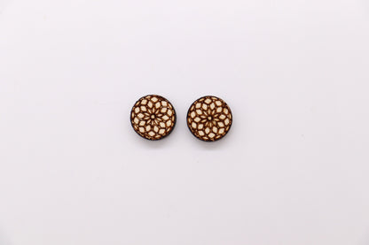 Round wood stud earrings, earring making, wood cutouts