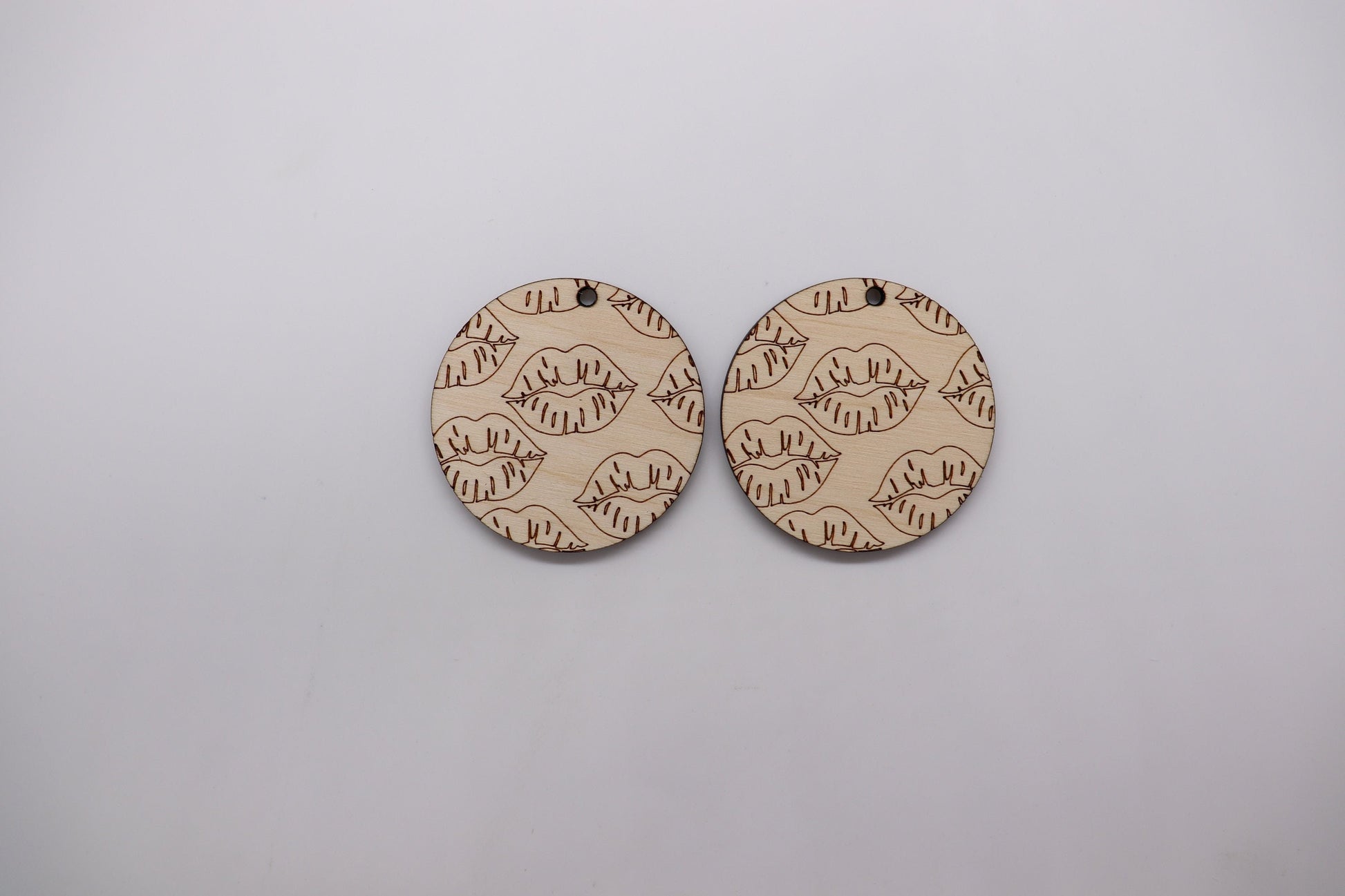 Round wood earring blanks, wood cutouts, wood blanks