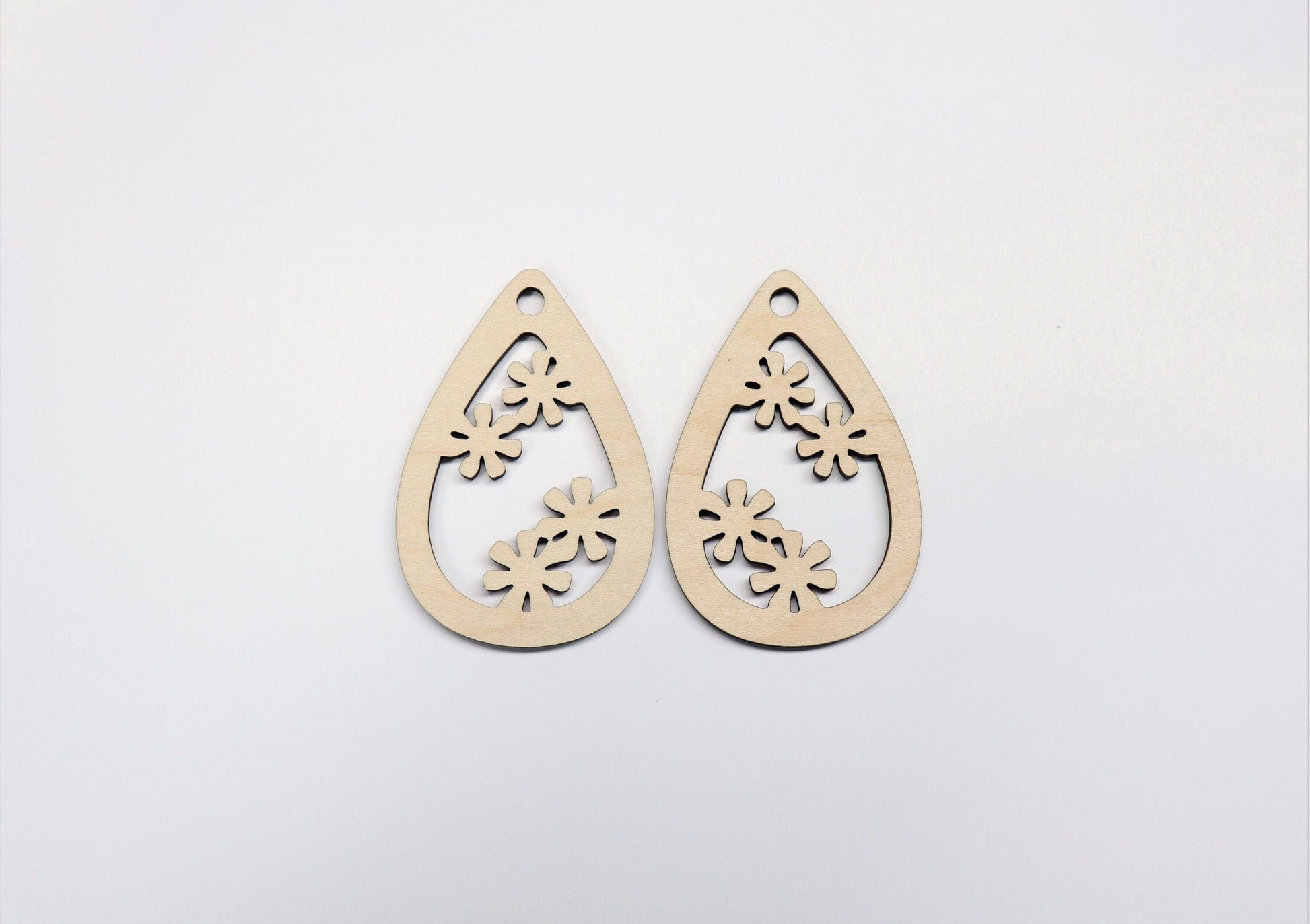 Flower teardrop earring blanks, wood earrings, earring blanks