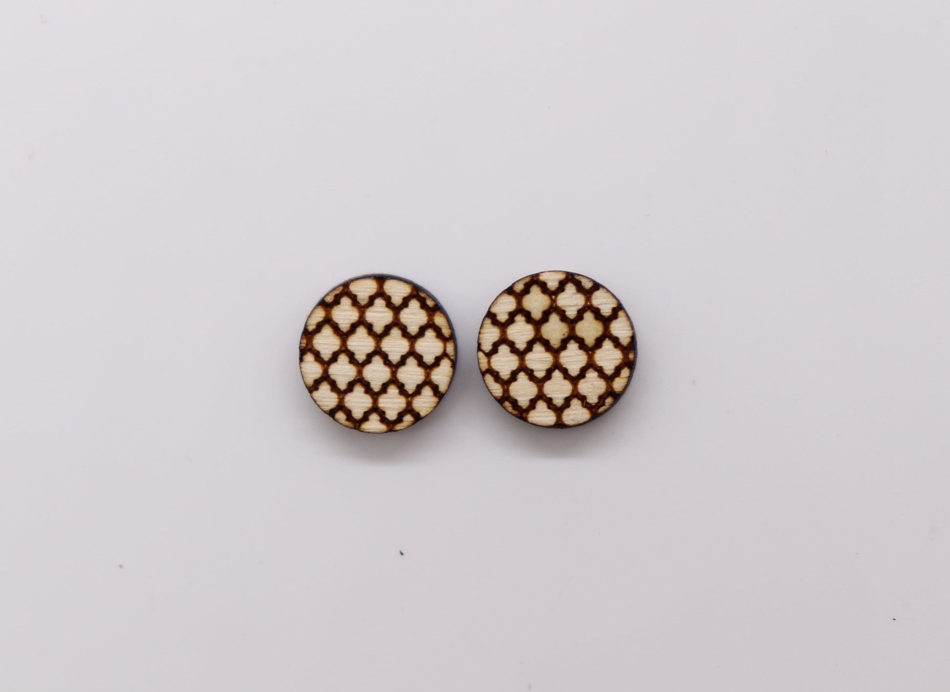 Round wood stud earrings, earring making, wood cutouts